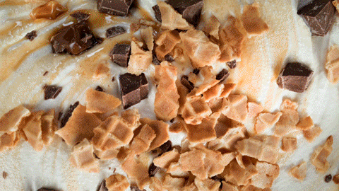 HaagenDazs_SnackSeeker_18_2025_16x9_Rev1.gif