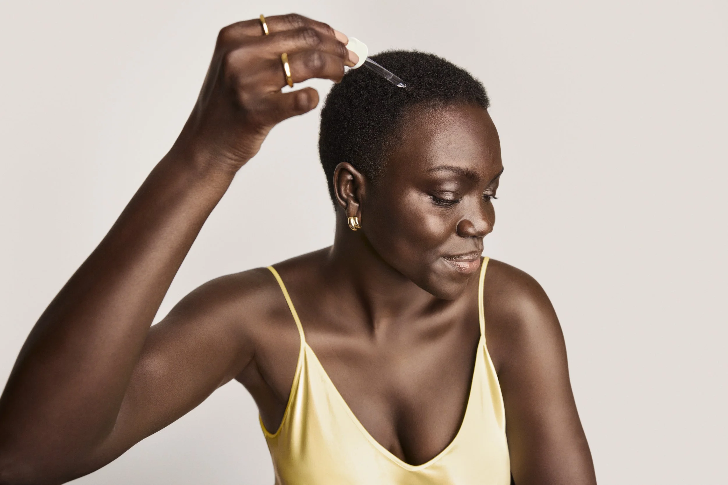 WHL_Topical_Application_Close_Up_Nyamuoch_174_3727HH_C_ADOBERGB.jpg