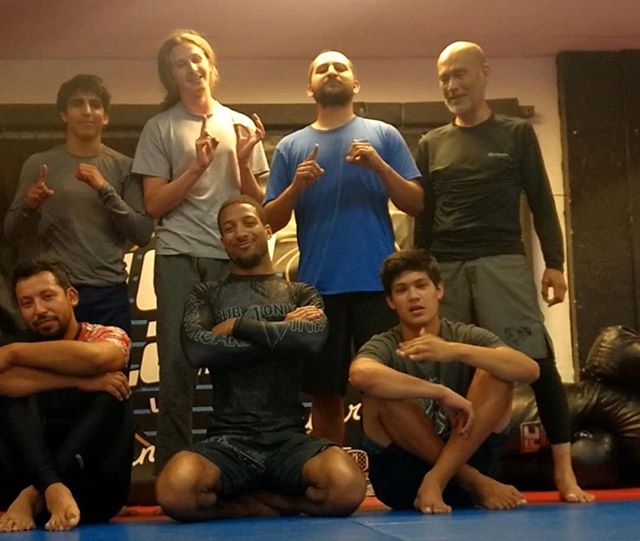 10thplanetsantabarbara.com
http://grappling.life/JeremiahVance
Come join the @10thplanetsantabarbara Team and learn nogi jiu jitsu that&rsquo;s applicable for self defense and MMA. #10p4L #santabarbara #yoga #jiujitsu #rubberguard. Inbox me to schedu