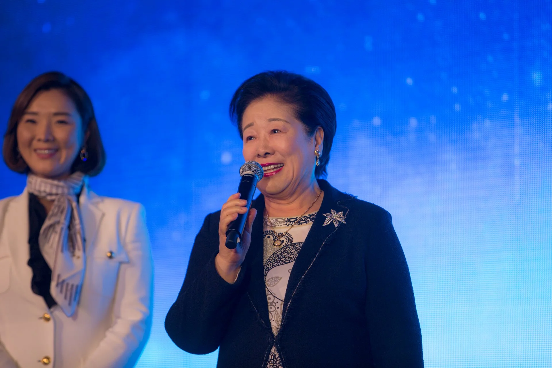 Mother Moon shared her message of peace with a crowd of 10,000.