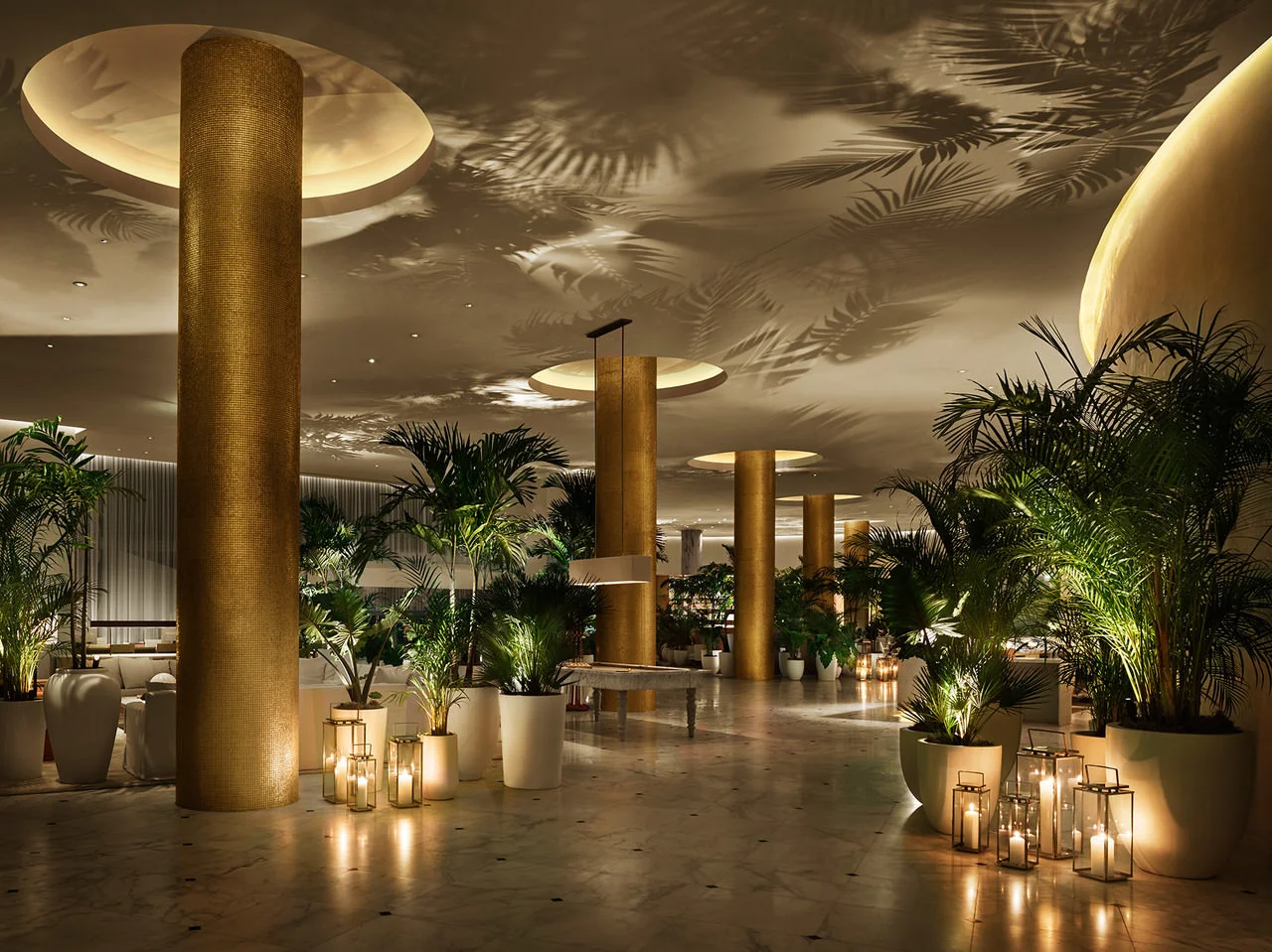 Lobby by Night. Courtesy of The Miami Beach EDITION .
