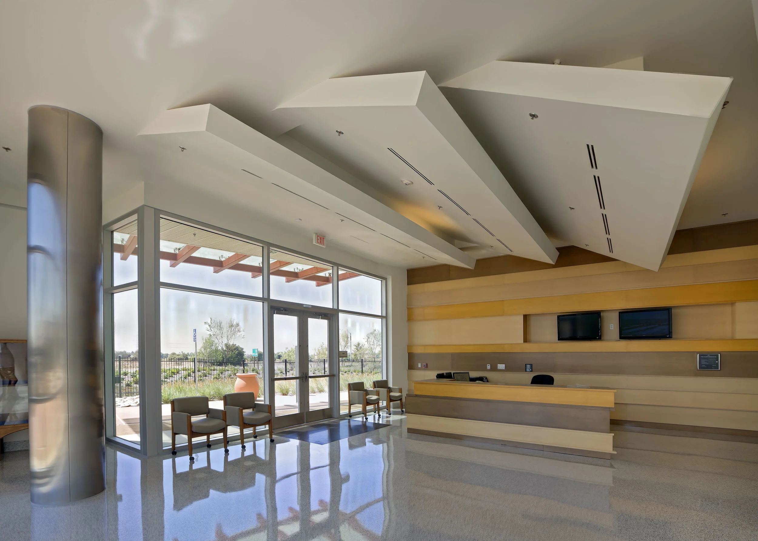Inland Trans Ctr_06.jpg