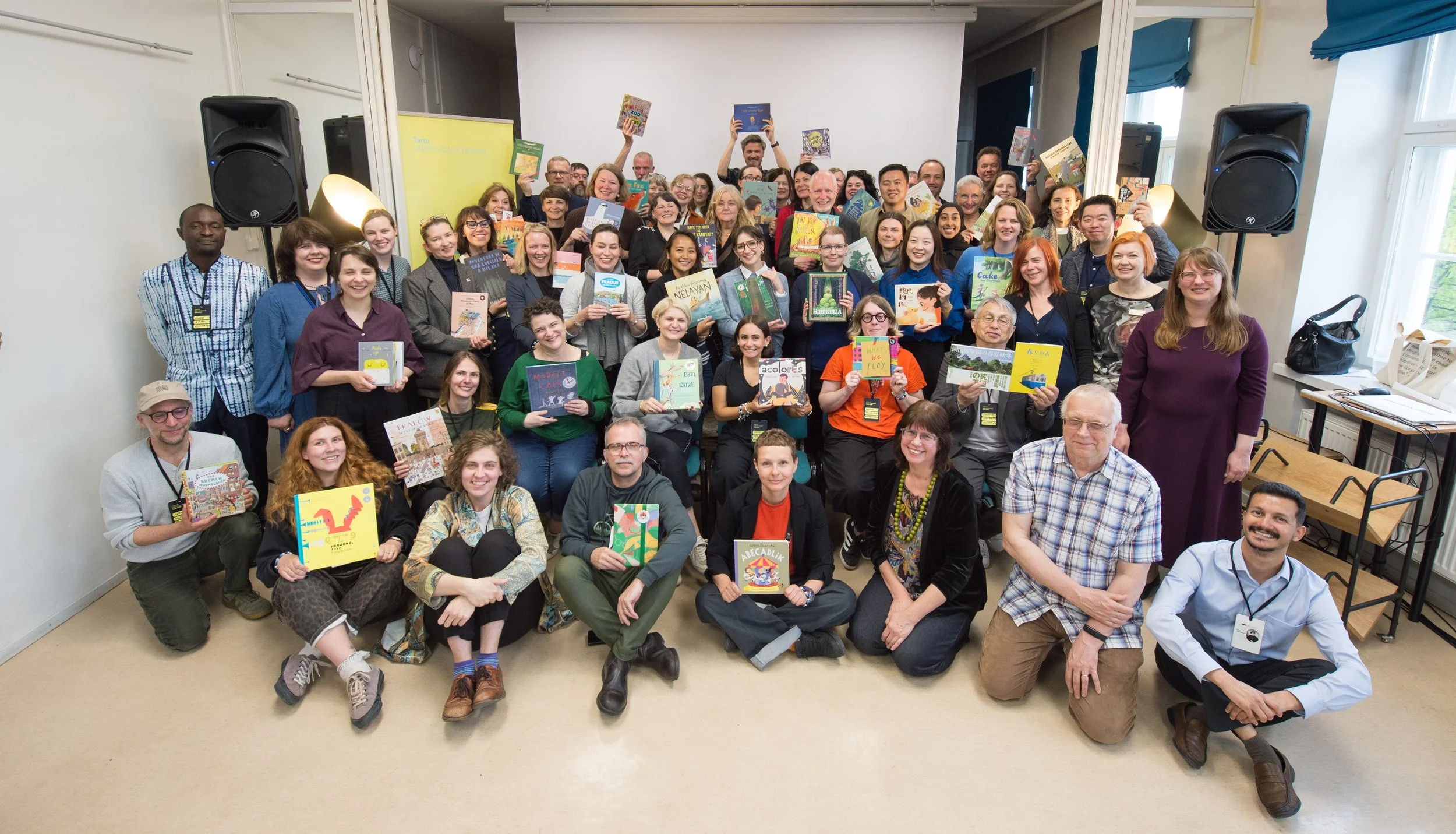 Donating children's books to Tartu Library. Photo by Kristjan Teedemaa
