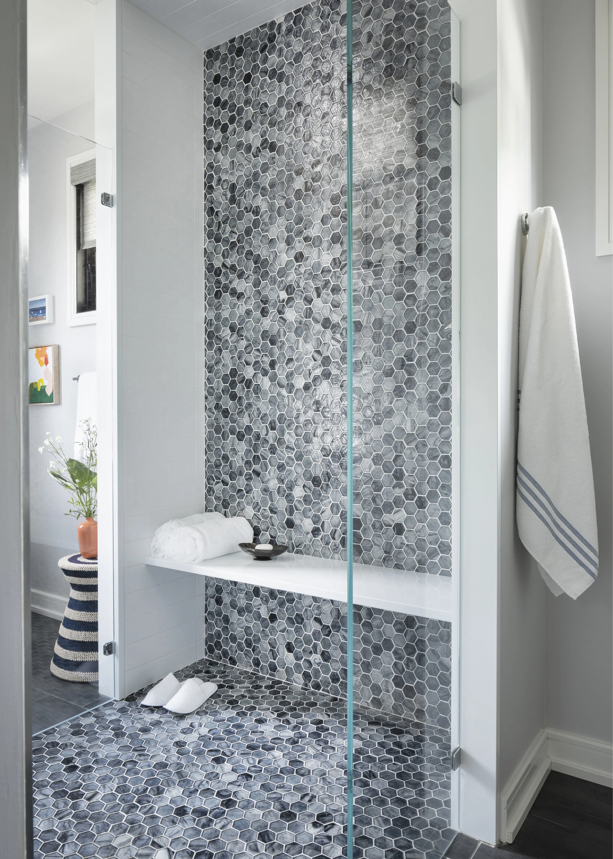180602_NicoleForina_MasterBath_01.jpg