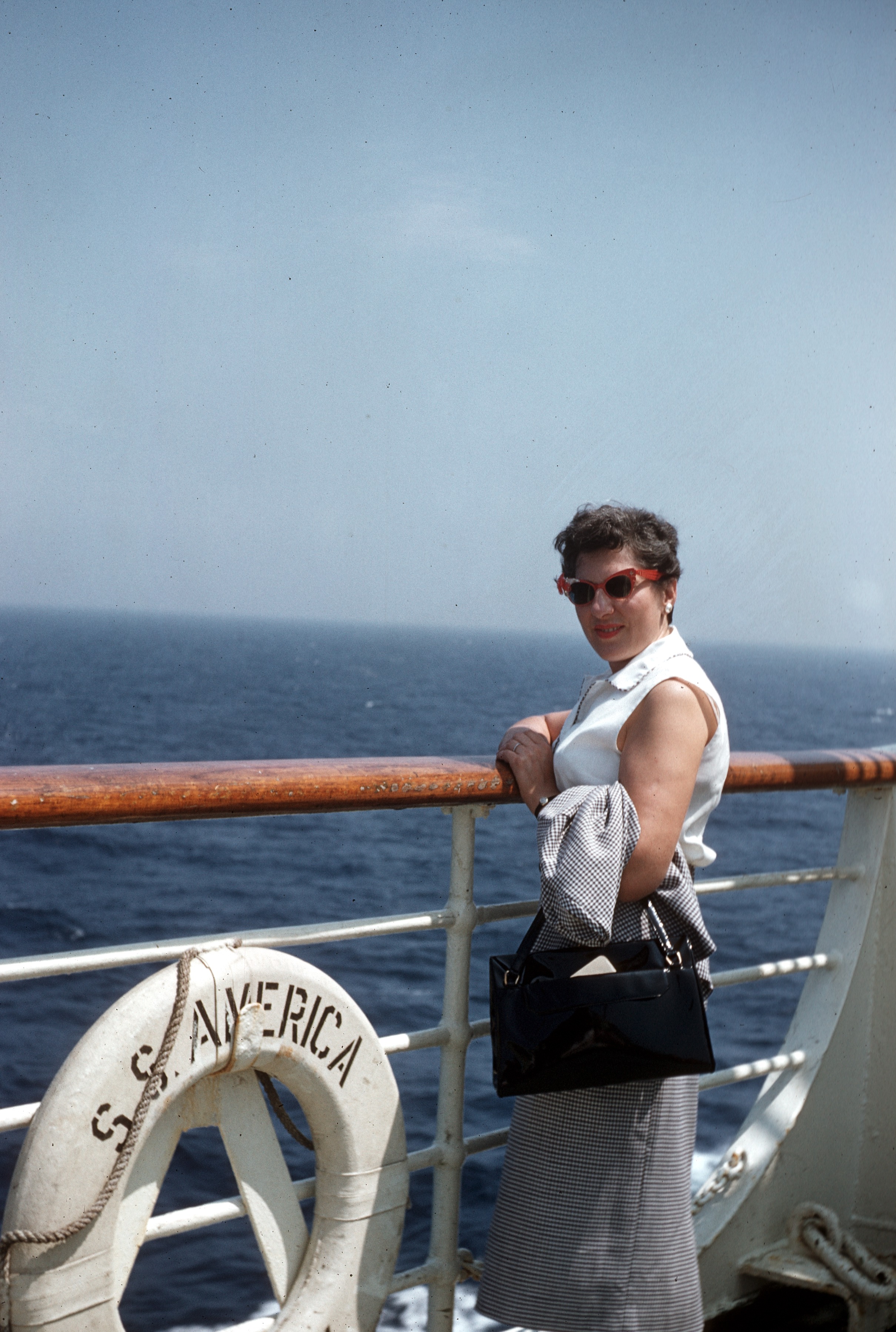 1956-006.jpg