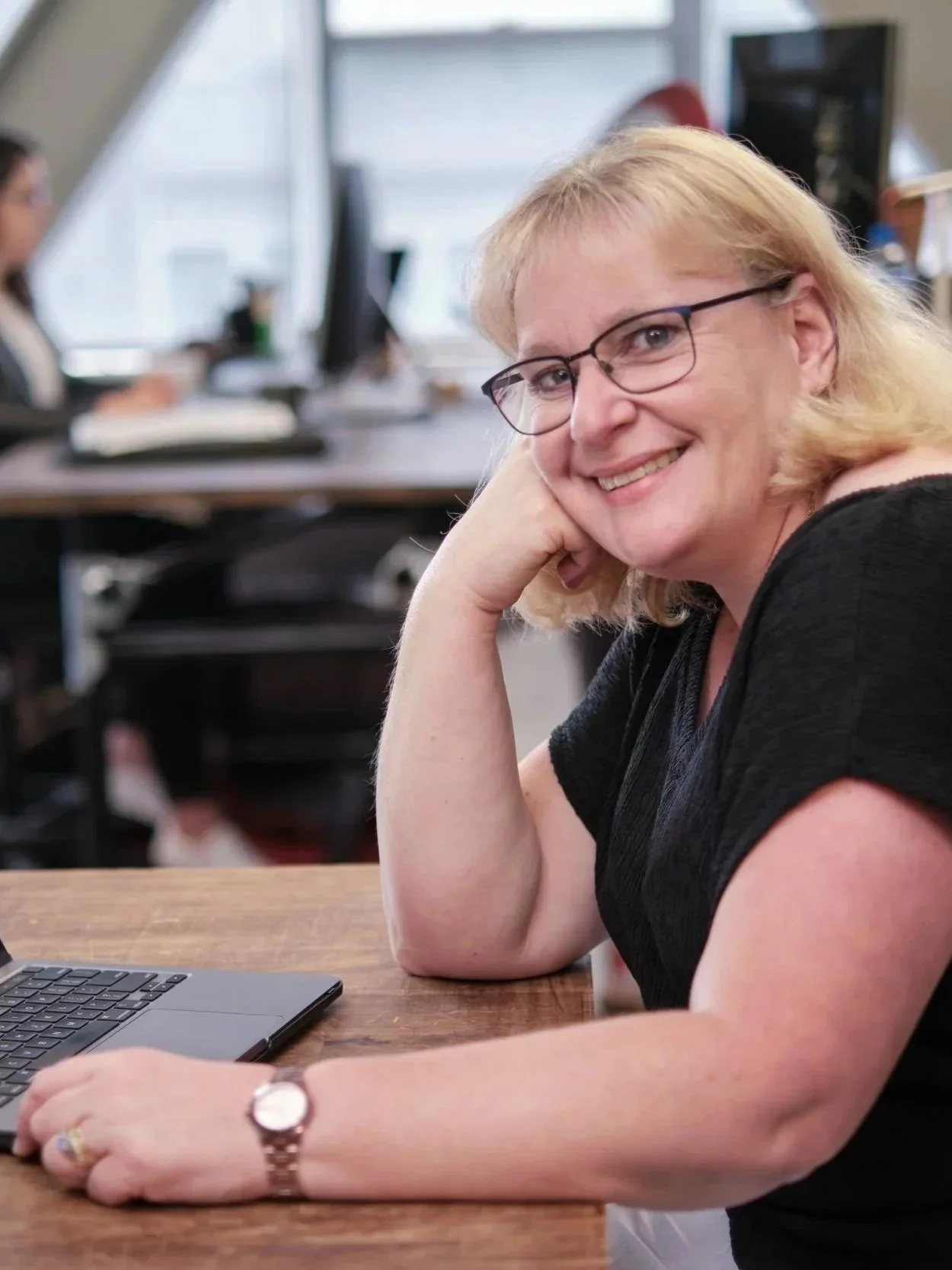 Dr. Suzanne Henwood