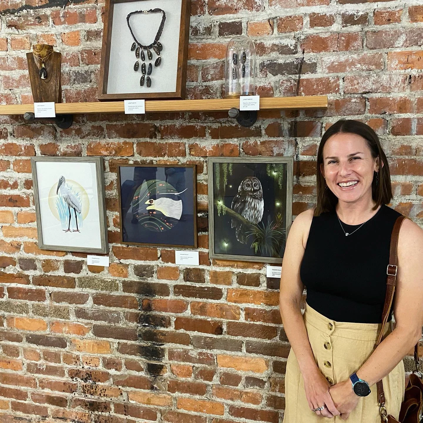 Was so excited to be a part of @ixia.chapter.fnps Floribunda art show at the @corkartsdistrict this weekend! Was wonderful to see all of the beautiful work by such talented artists. ☺️