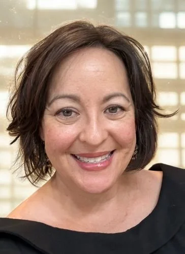 Catherine Desberg headshot
