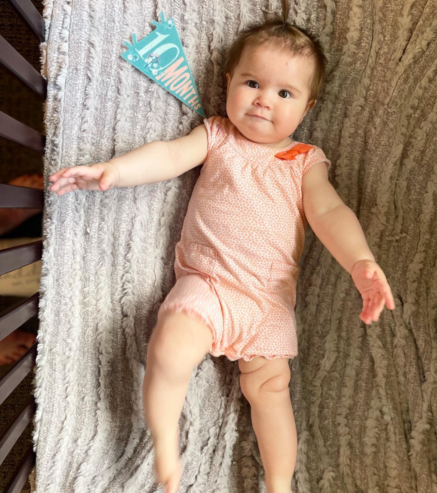 Georgie is 10 months today. I love her. I love her tiny pony. I love her smiles. Her giggles. Her attitude. She is the best babe 🤍