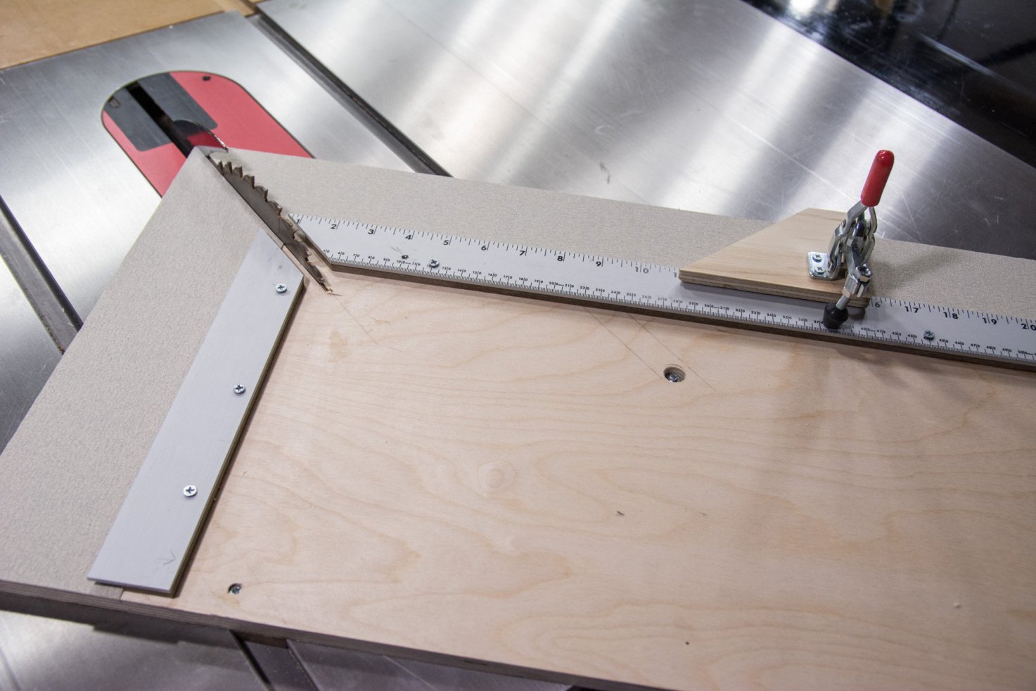 How to Make a Spline Jig for Picture Frames