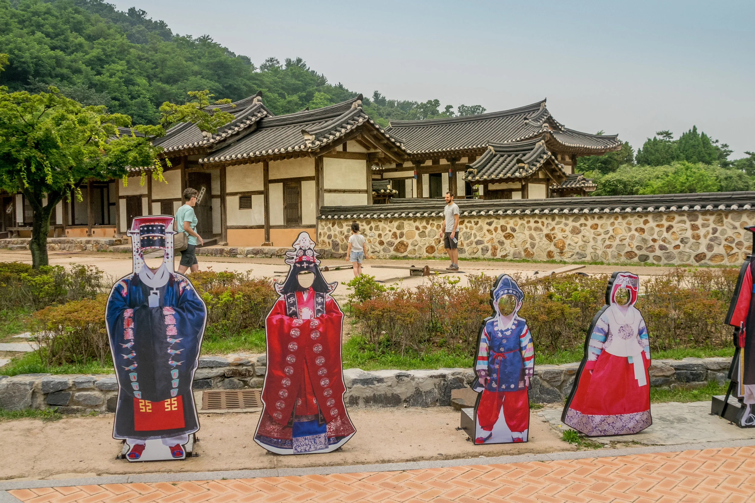 Traditional Korean style homes for the very wealthy families