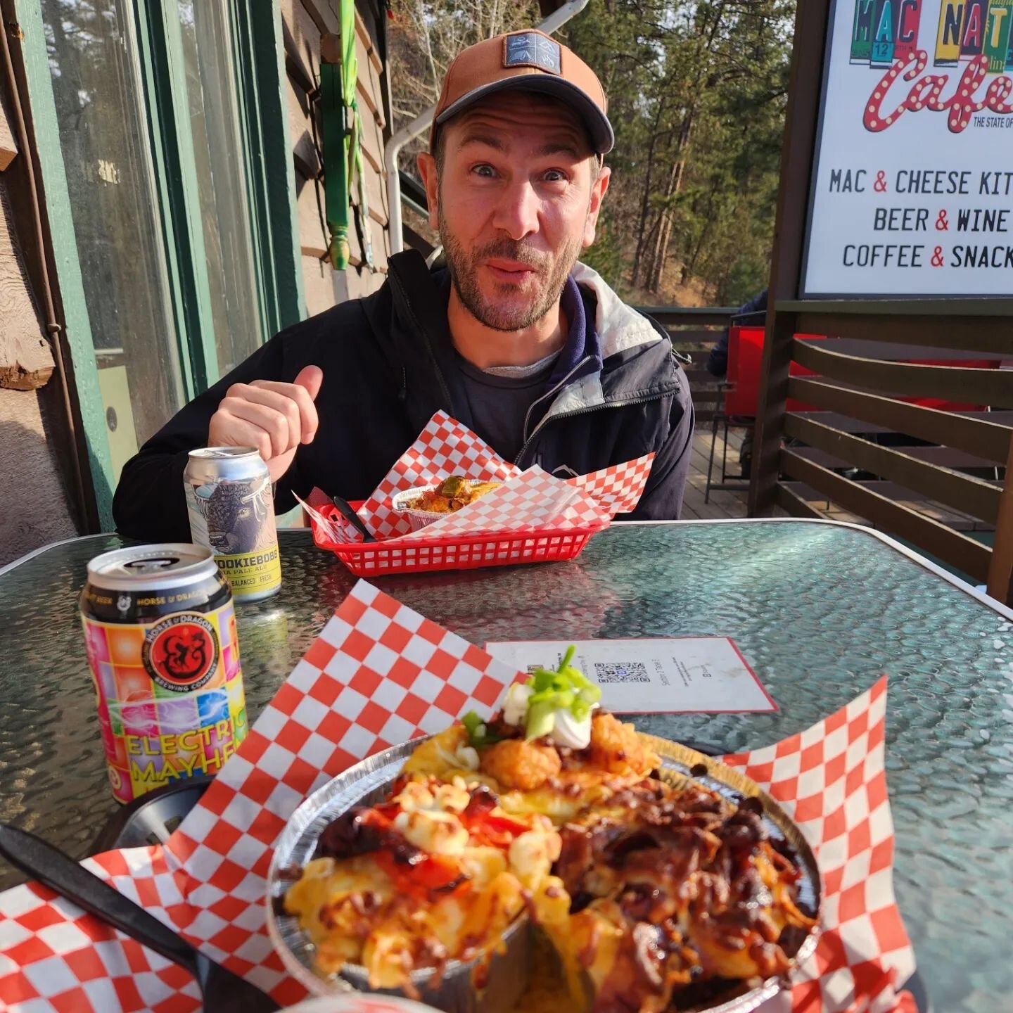 Beautiful hike in Evergreen, followed by the literal best mac and cheese in the nation. I mean, look at the excitement on that face. This is how you weekend.