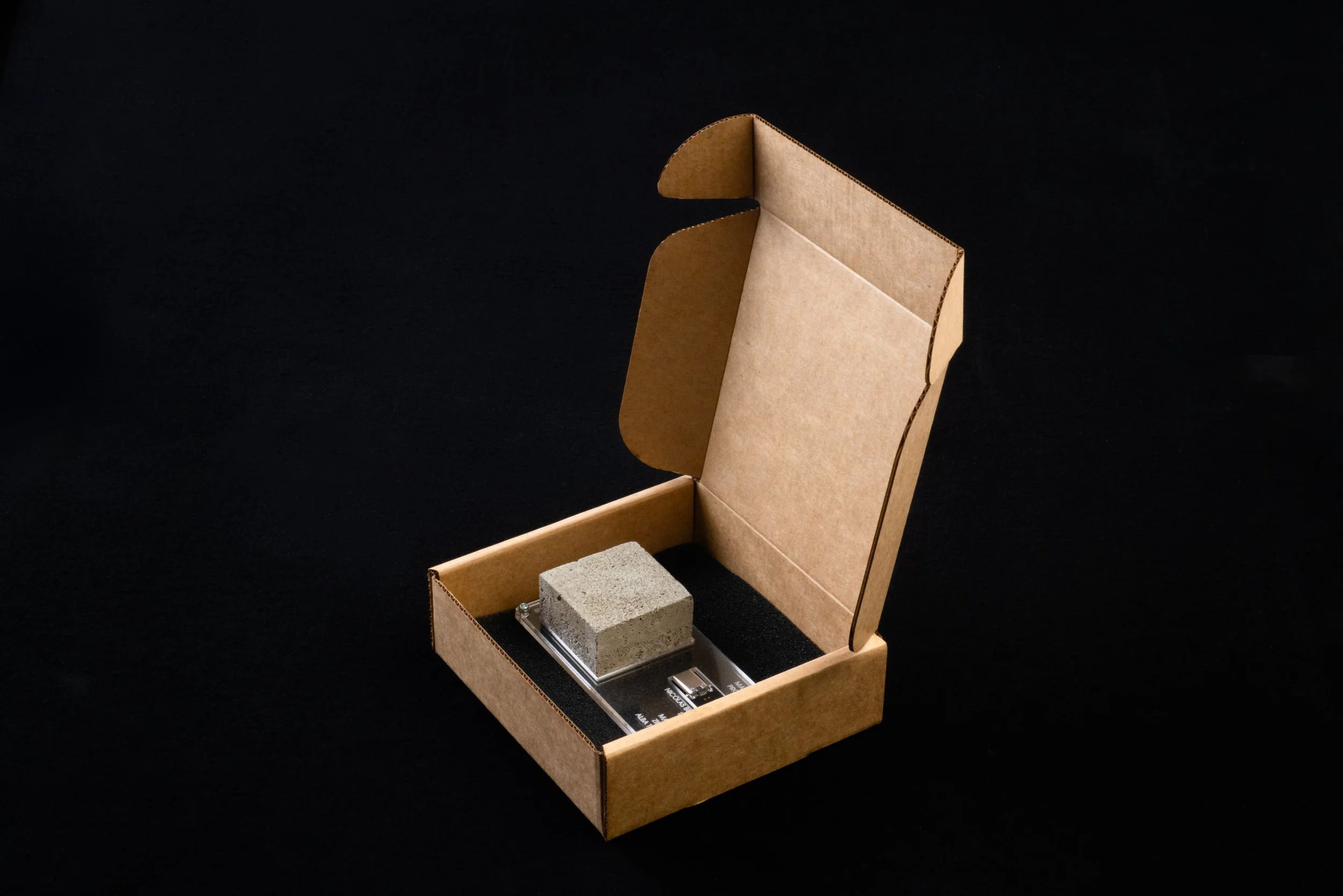 Material Prosody-box-open.jpg