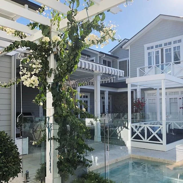 Home inspo 😍 We love @gmellidesign Hampton's Home with #SuntexAustralia Awnings by @oliveaux_interiors 💖