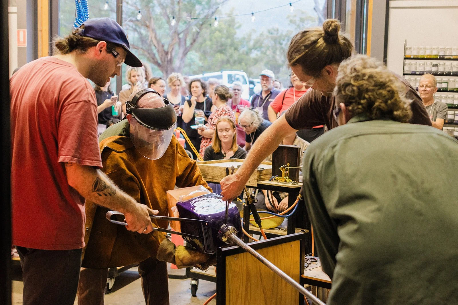 Today we are looking back at one of our demos from the 2025 conference.

On day one we had a demo done by @fleming_liam. We absolutely loved every minute of seeing this work come together!

photo by @reallygood.photos