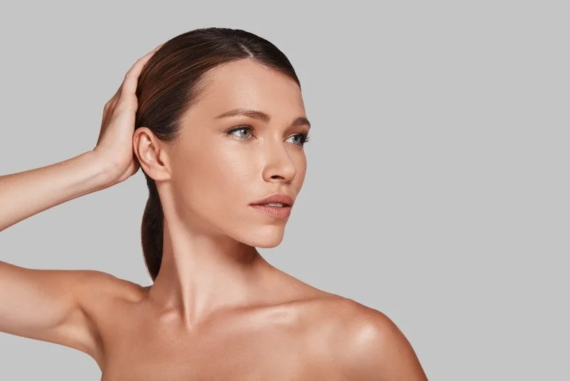 Что лучше безоперационная подтяжка лица или пластика?