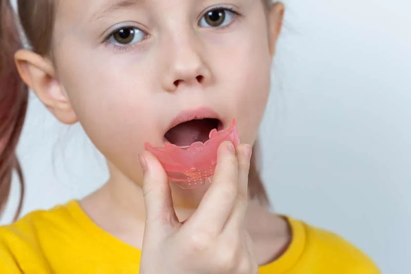 Бампер губной