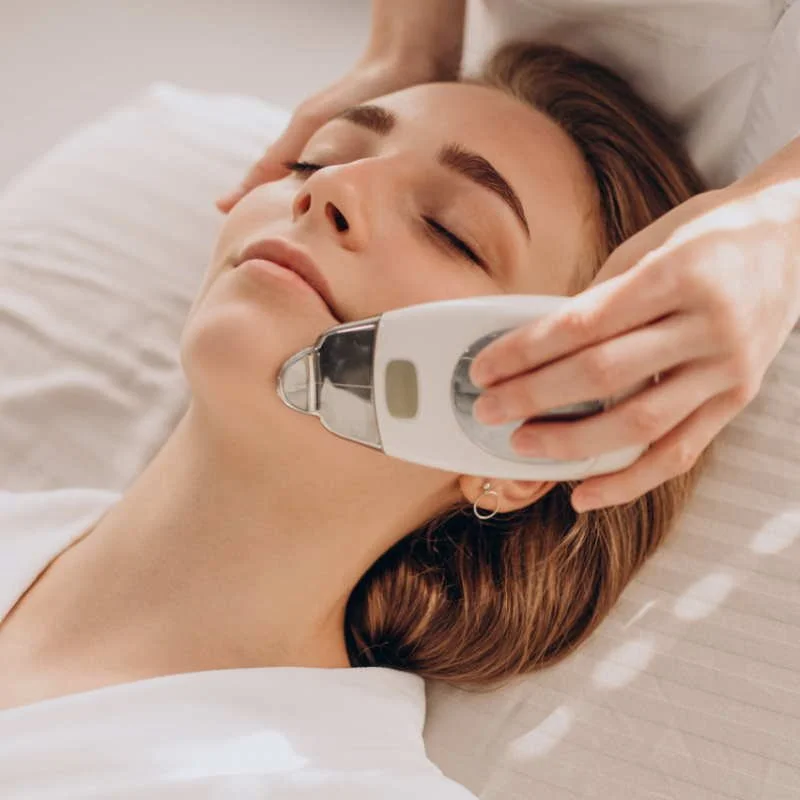 Ультразвуковая чистка лица