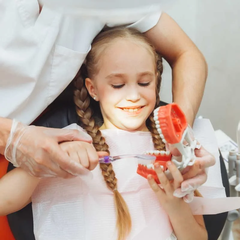 Удаление молочных зубов у ребенка