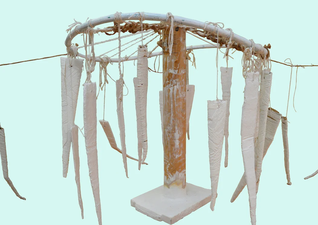hangingb.jpg
