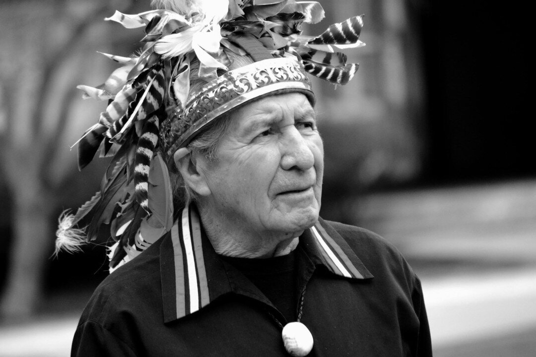📖 Oren Lyons: “We hebben geen bottom-line, we leven in een cirkel”