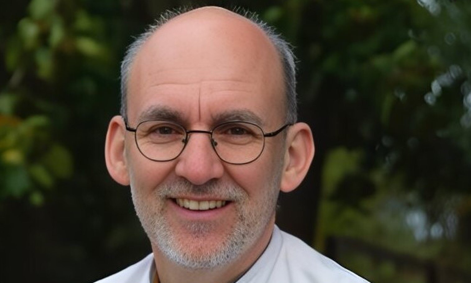 📖 Waarom verteert de mens zijn voeding niet vindt deze vegetarische kok een interessante vraag, en hij geeft er ook antwoord op