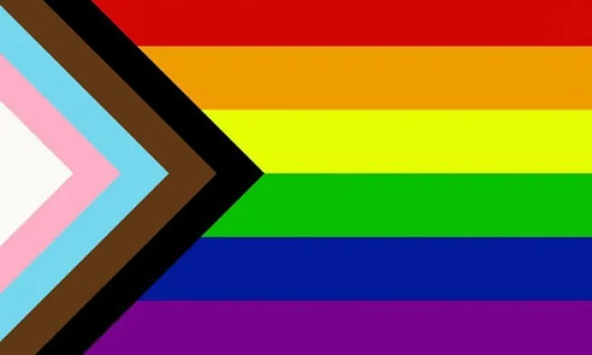 05-pride_flags.jpg