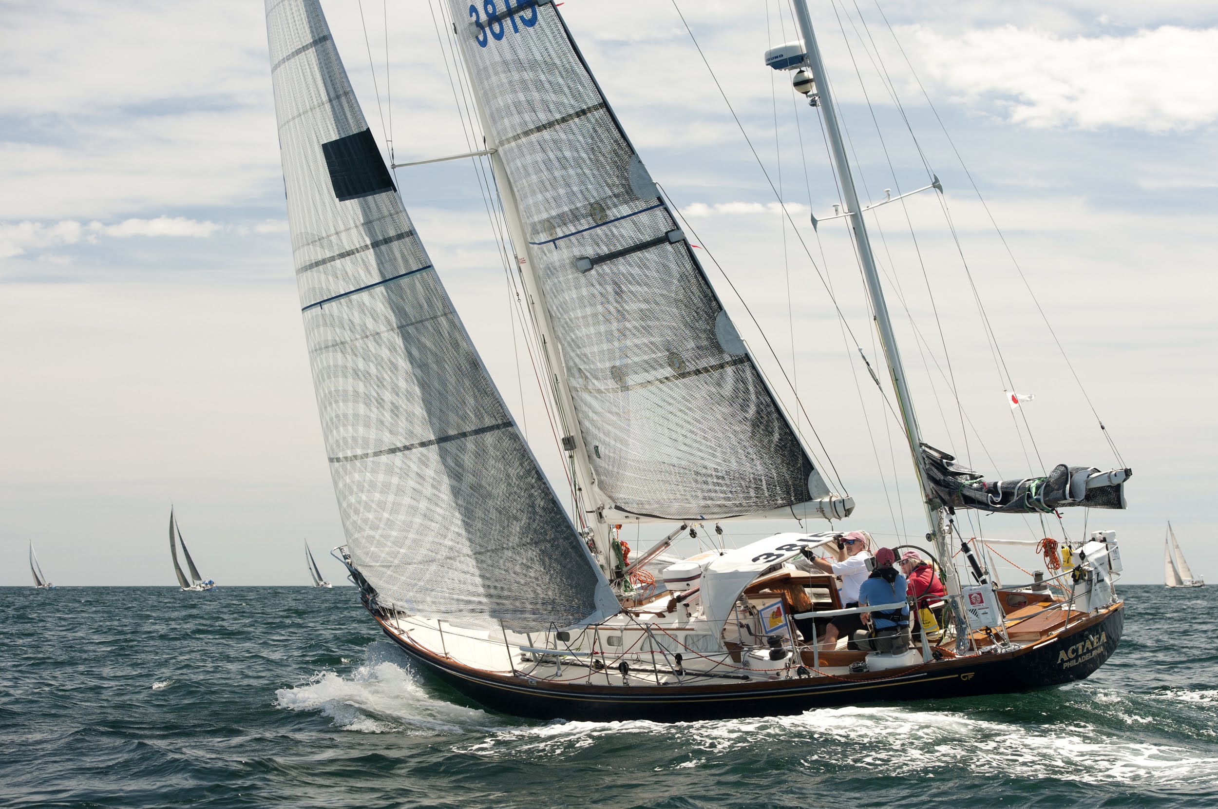 Actea - Hicnkley Bermuda 40 - GMT Carbon Rig