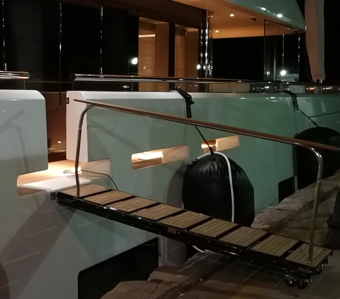 Feadship_SeaStairs.jpg