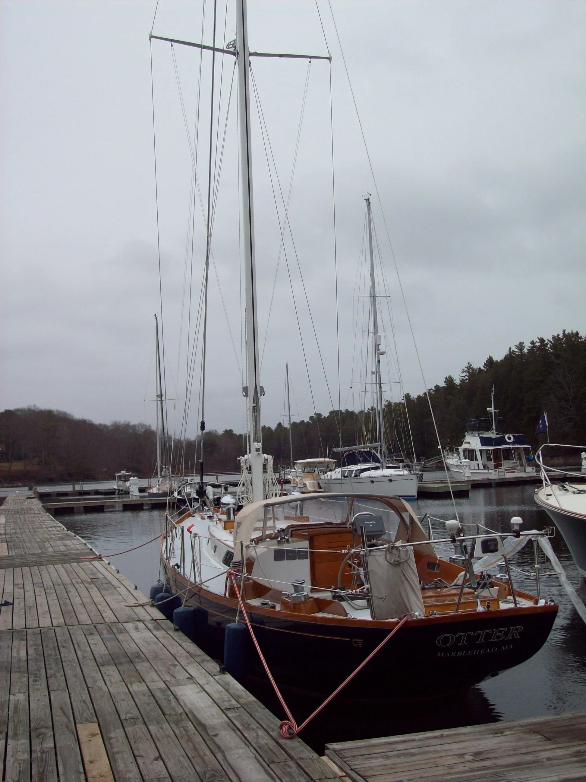 Hinckley 41 - GMT Carbon Furling Mast