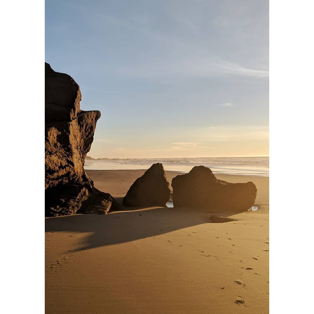 California - January - Touched by a star v1.
.
.
.
.
.
.
.
.
.
.
#sunset #beach #california #sun #nature #naturelovers #naturephotography #travel #travelphotography #usa #roadtrip #hiking #sea #harbour #landscapephotography #adventure #sanfrancisco #