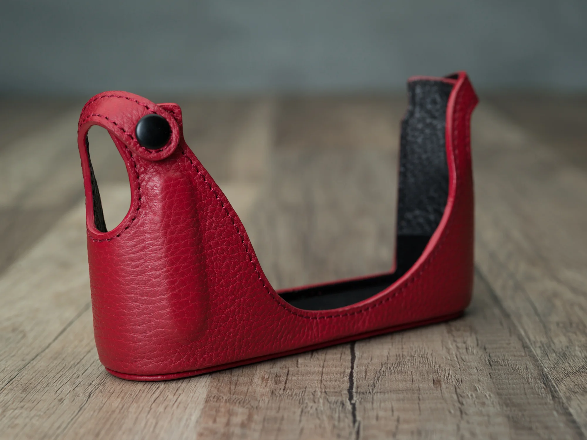 red half front angle vi vante.jpg