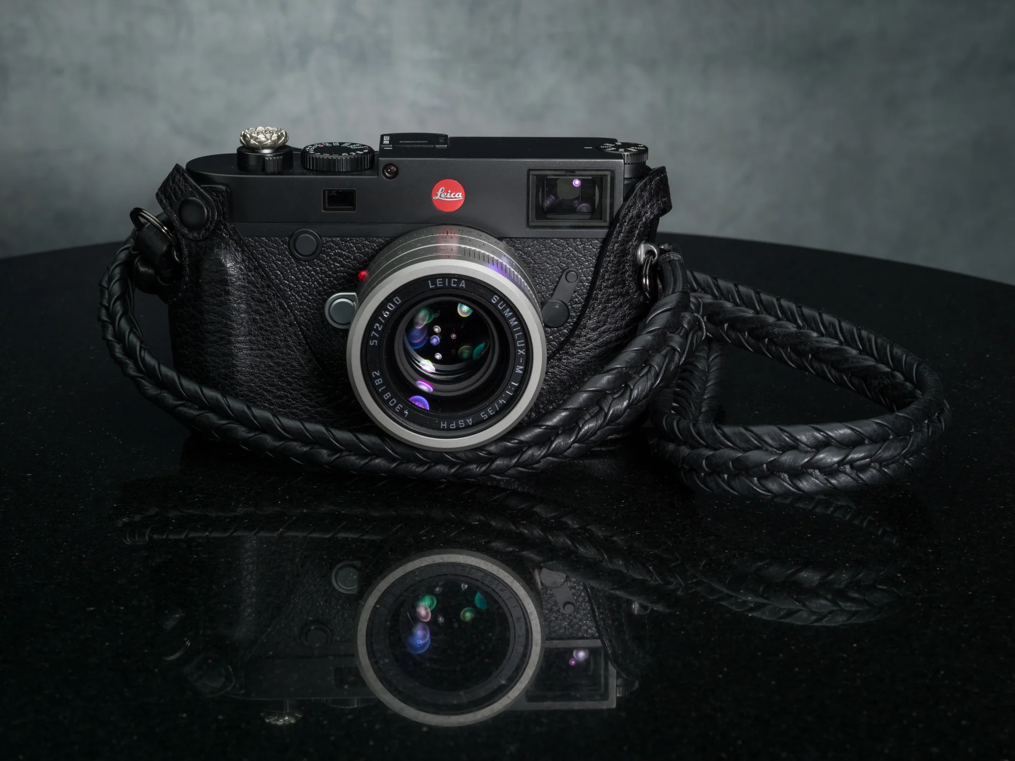 Vi Vante Ultime Leica M10 Blackout_.jpg