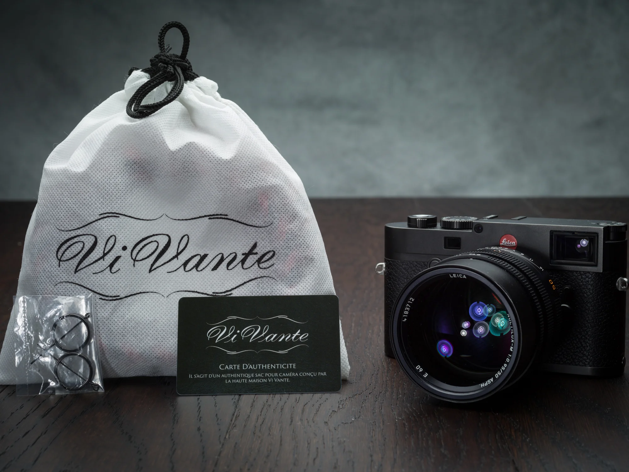 Vi Vante Packaging Leica.jpg