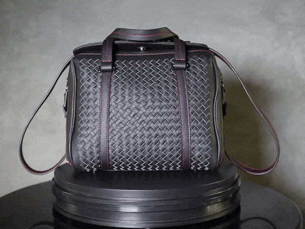 The World's Most Unique and Luxurious Camera Bag, The Vi Vante "Calibre"