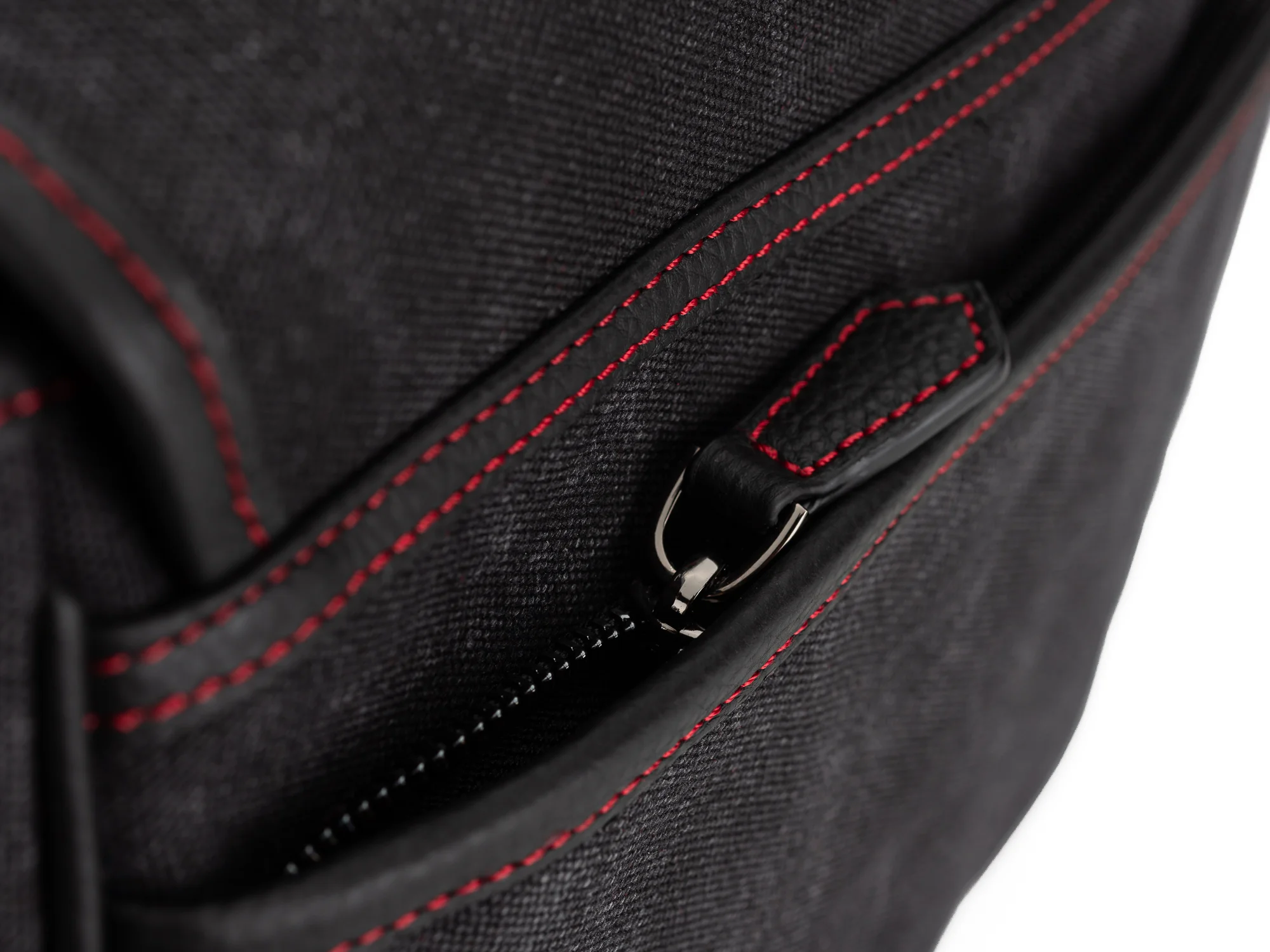 red stitching, canvas camera bag, designer, leica, sony alpha, fujifilm, stylish, comfortable, durable