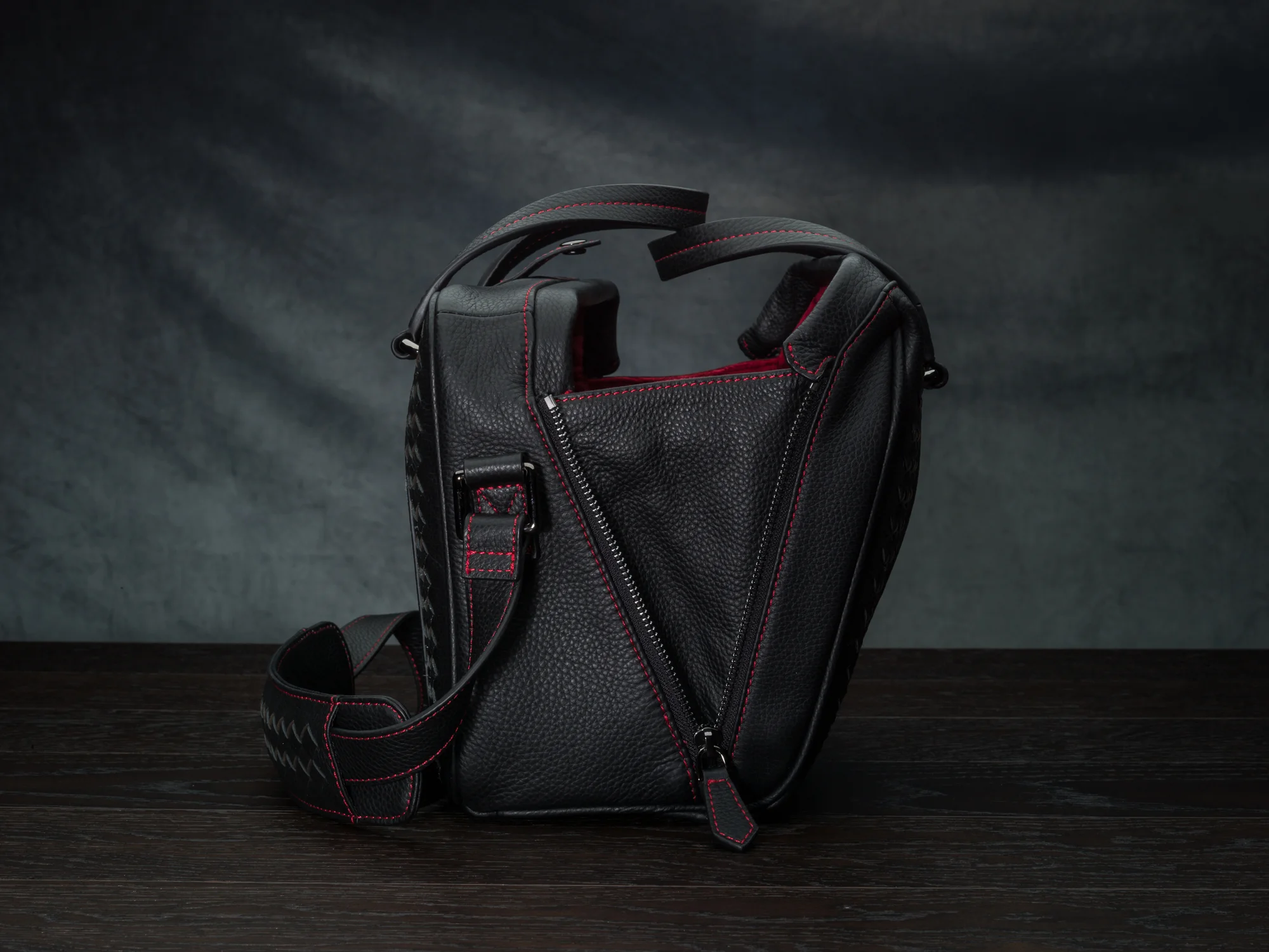 TBPhoto Vi Vante Calibre Camera Bag open side.jpg