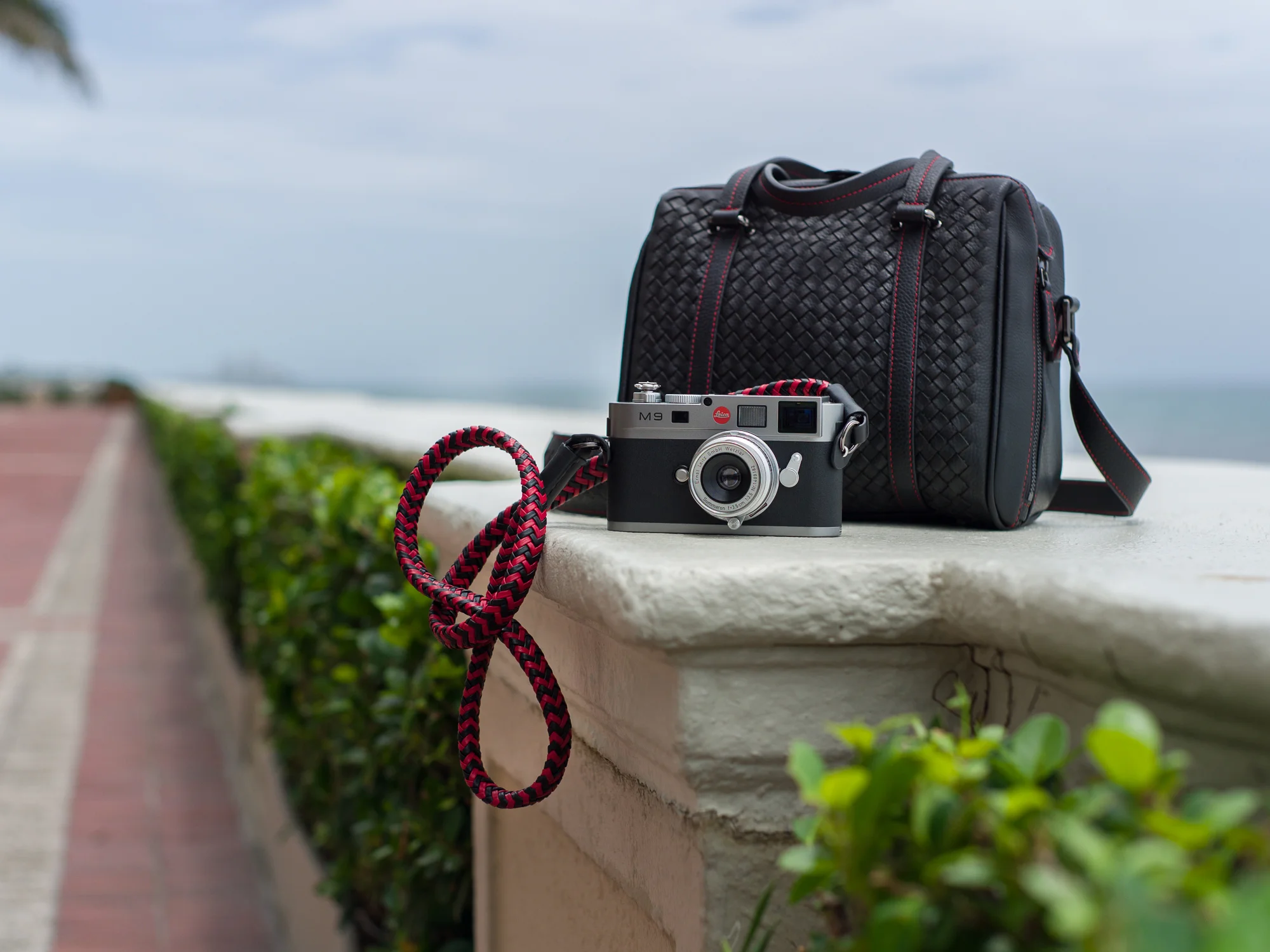TBPhoto Vi Vante breakers 7 ocean Leather Camera Strap Tiger Calibre.jpg