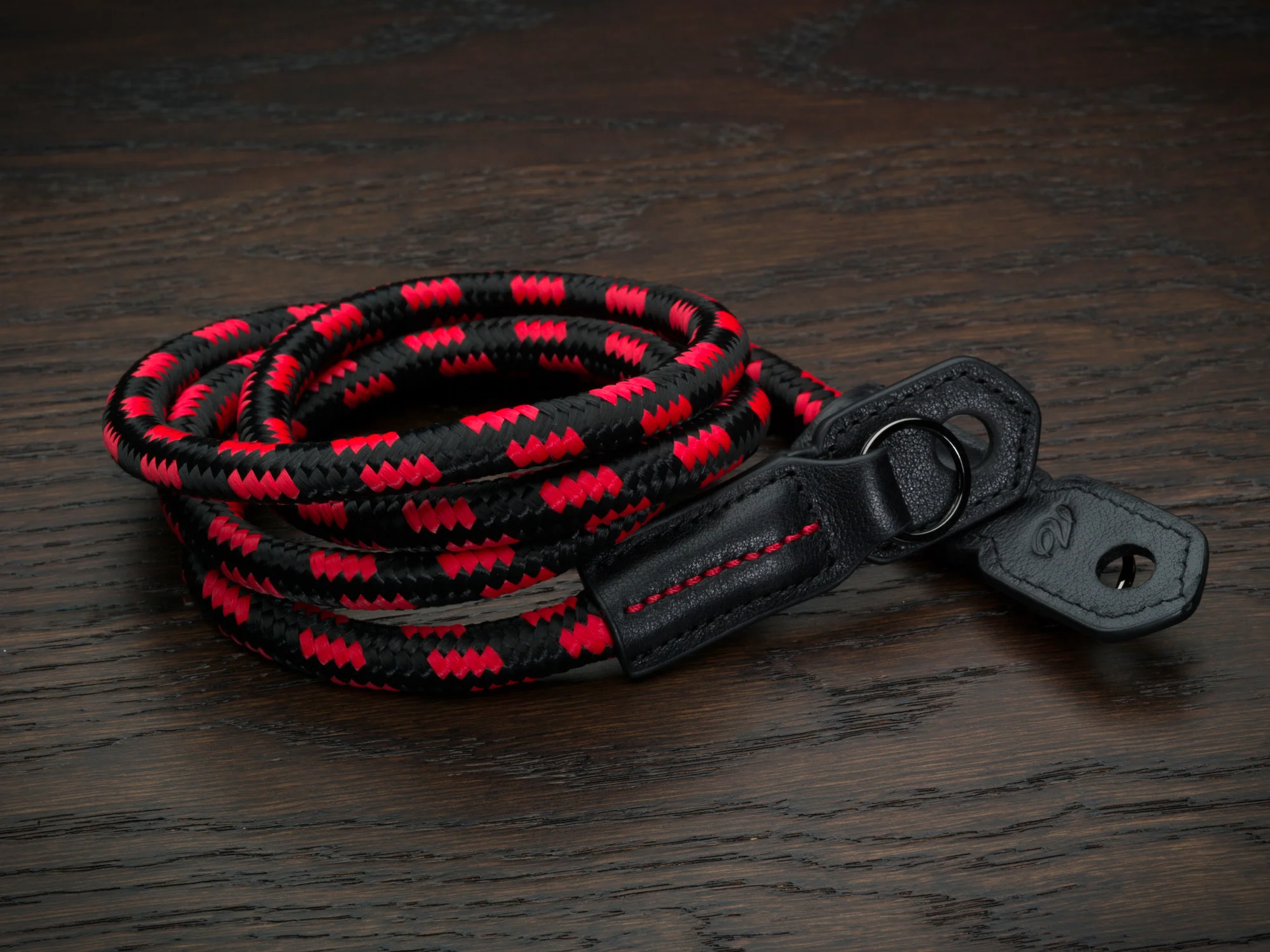 Vi vante Cliff Hanger Rope Strap Camera Strap coil.jpg