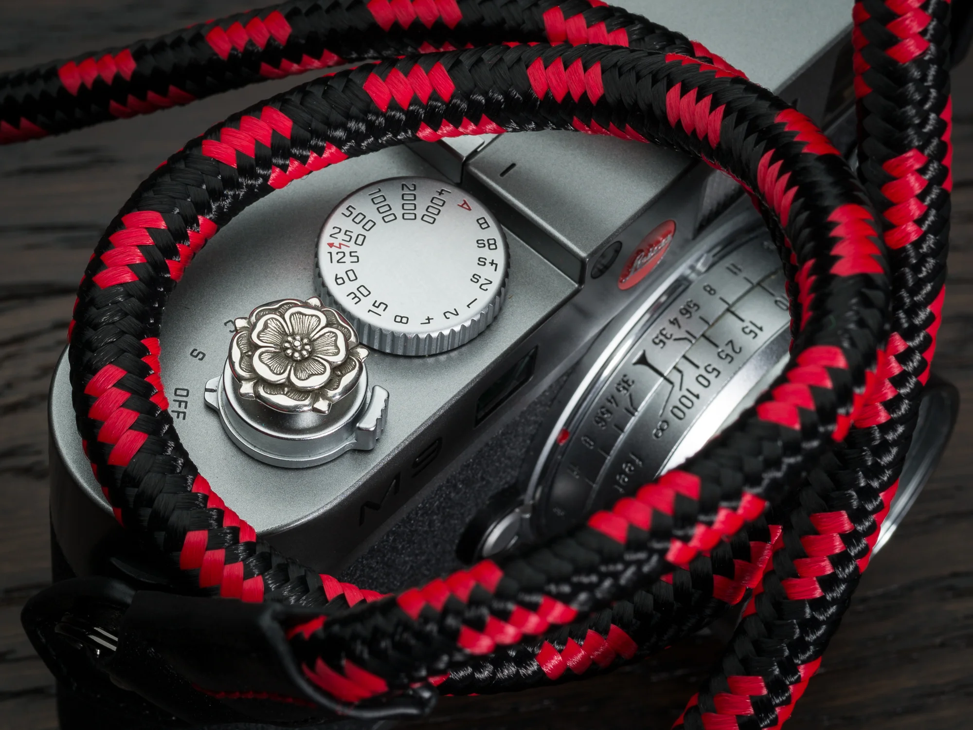 Vi vante Cliff Hanger Rope Strap Camera Strap Leica M9 7 tudor rose.jpg