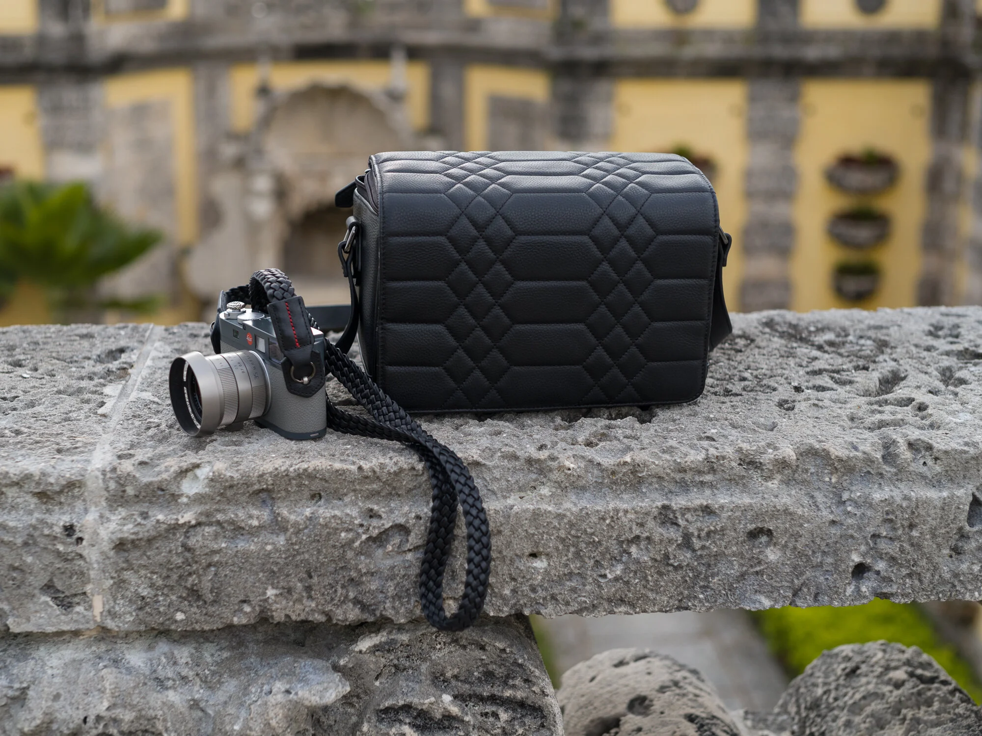 Vi Vante Tiger pegasus leather camera bag strap vizcaya.jpg