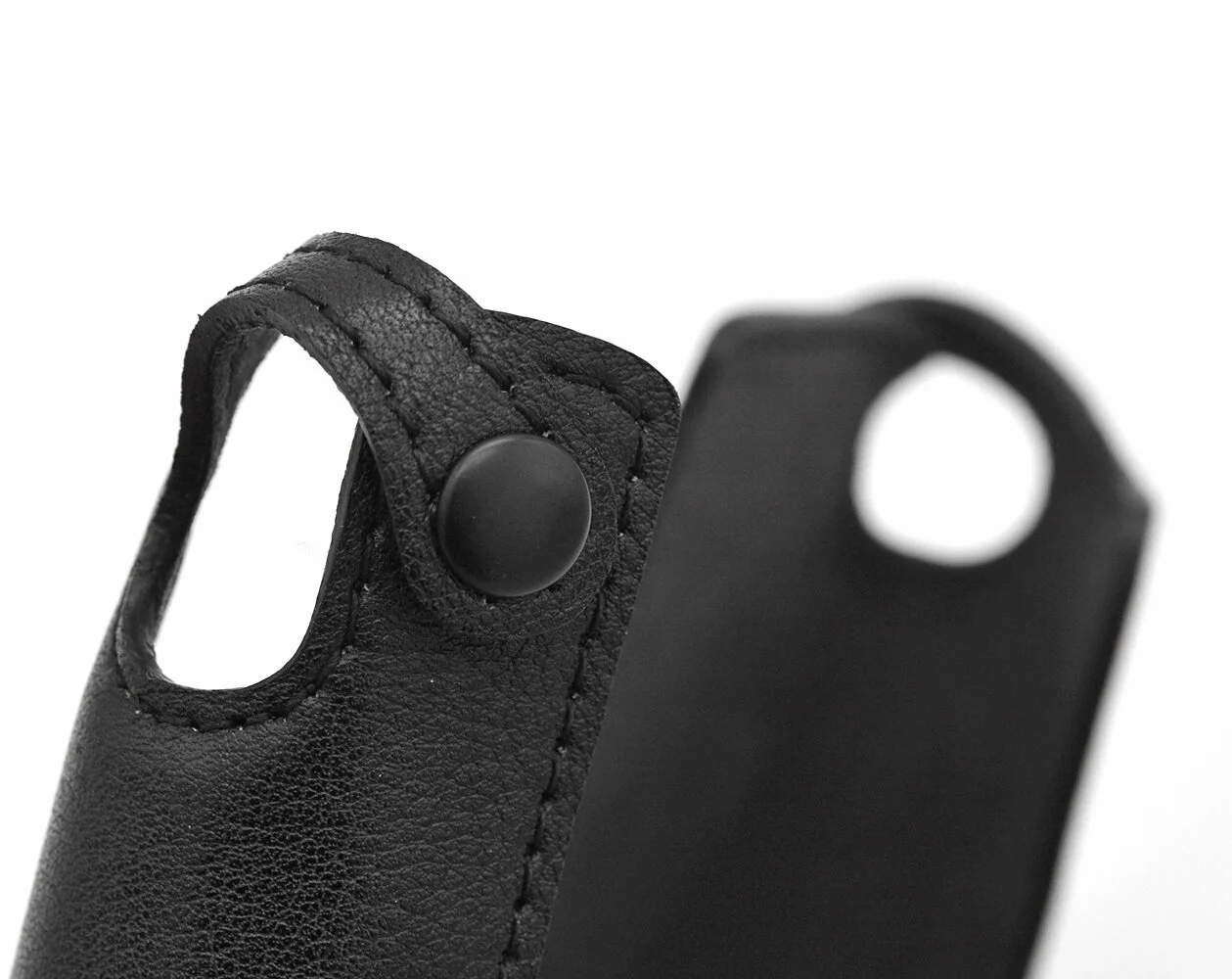 Leica Q/Q2 Half Case coming soon.