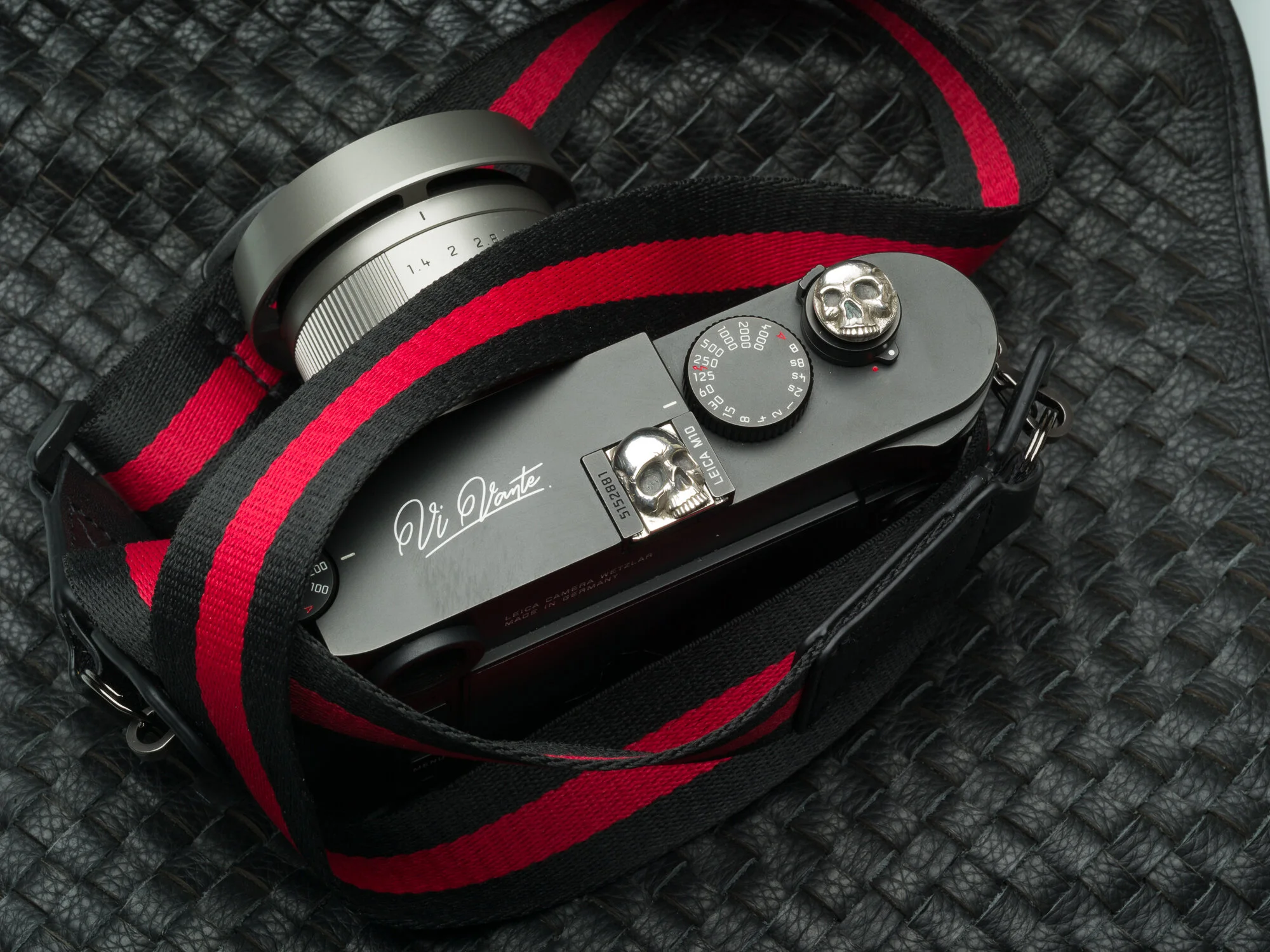 Vi Vante jay tsujimura skull set shutter button leica m10.jpg