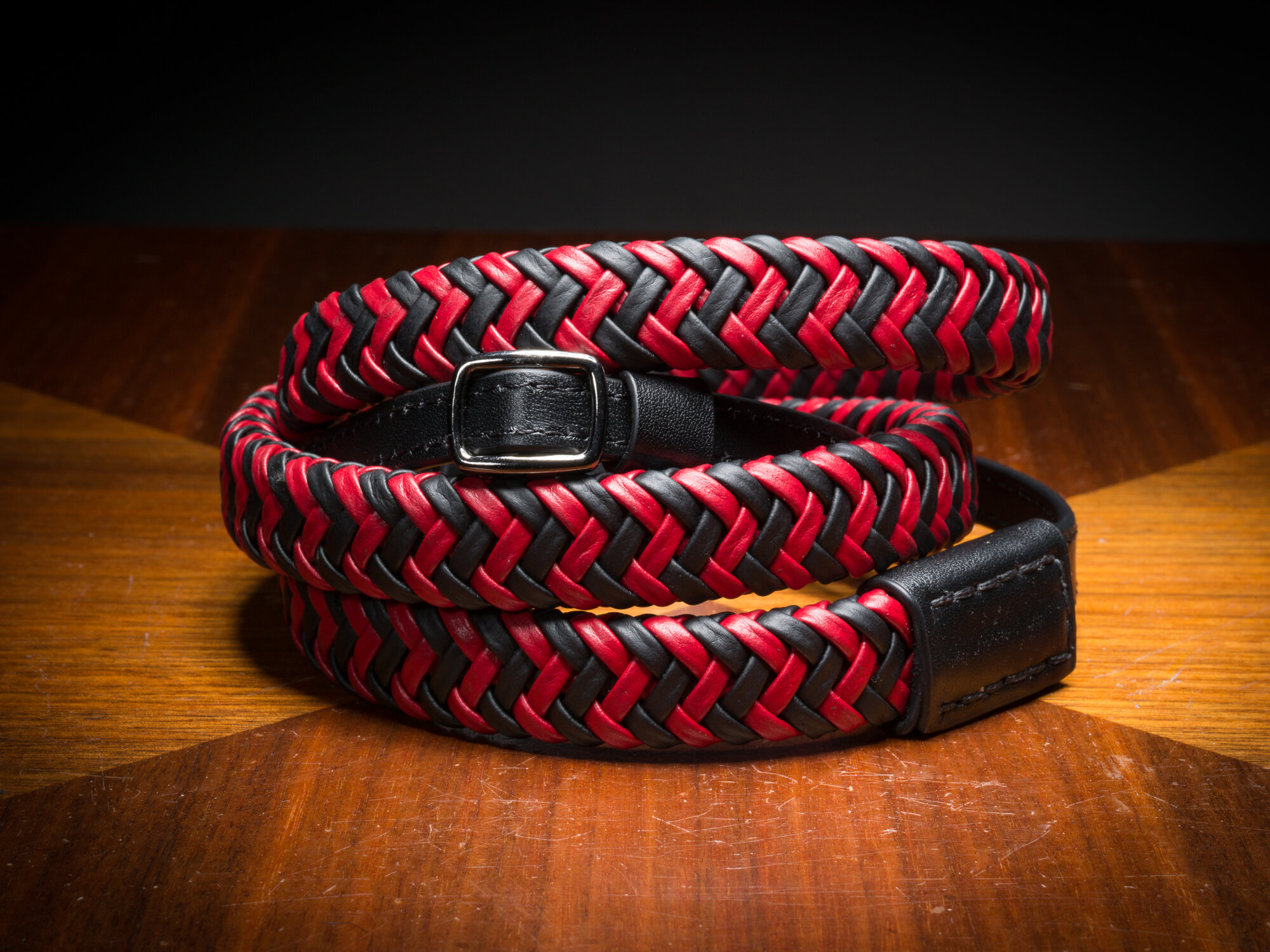Vi Vante Phoenix SL Leather Camera Strap Leica.jpg