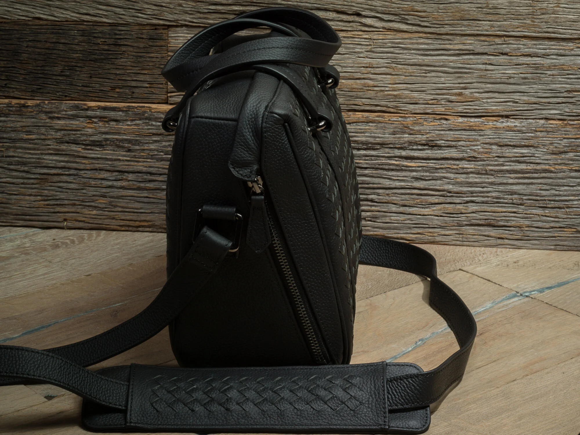 Vi Vante Calibre Hand woven leather camera bag night crawler 3.jpg