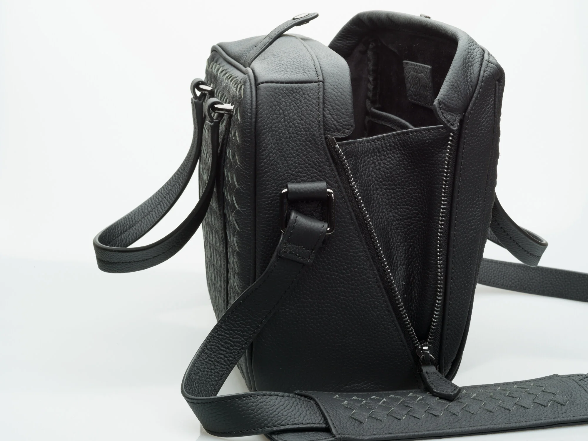 Vi Vante calibre camera camera bag blackout 5.jpg