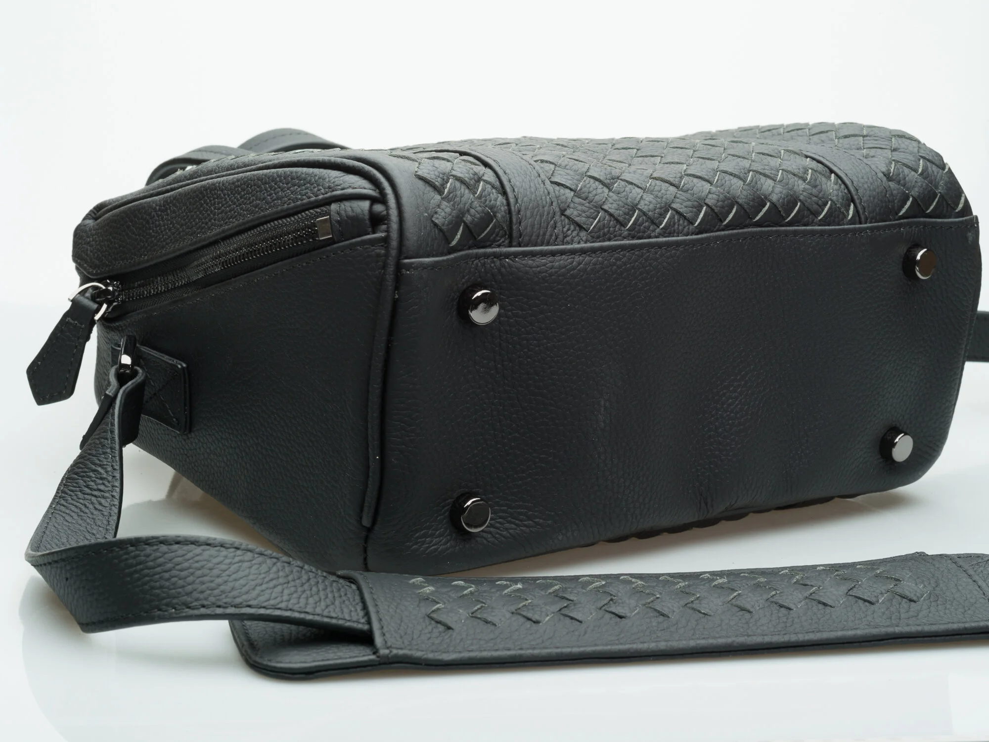 Vi Vante calibre camera camera bag blackout 4.jpg
