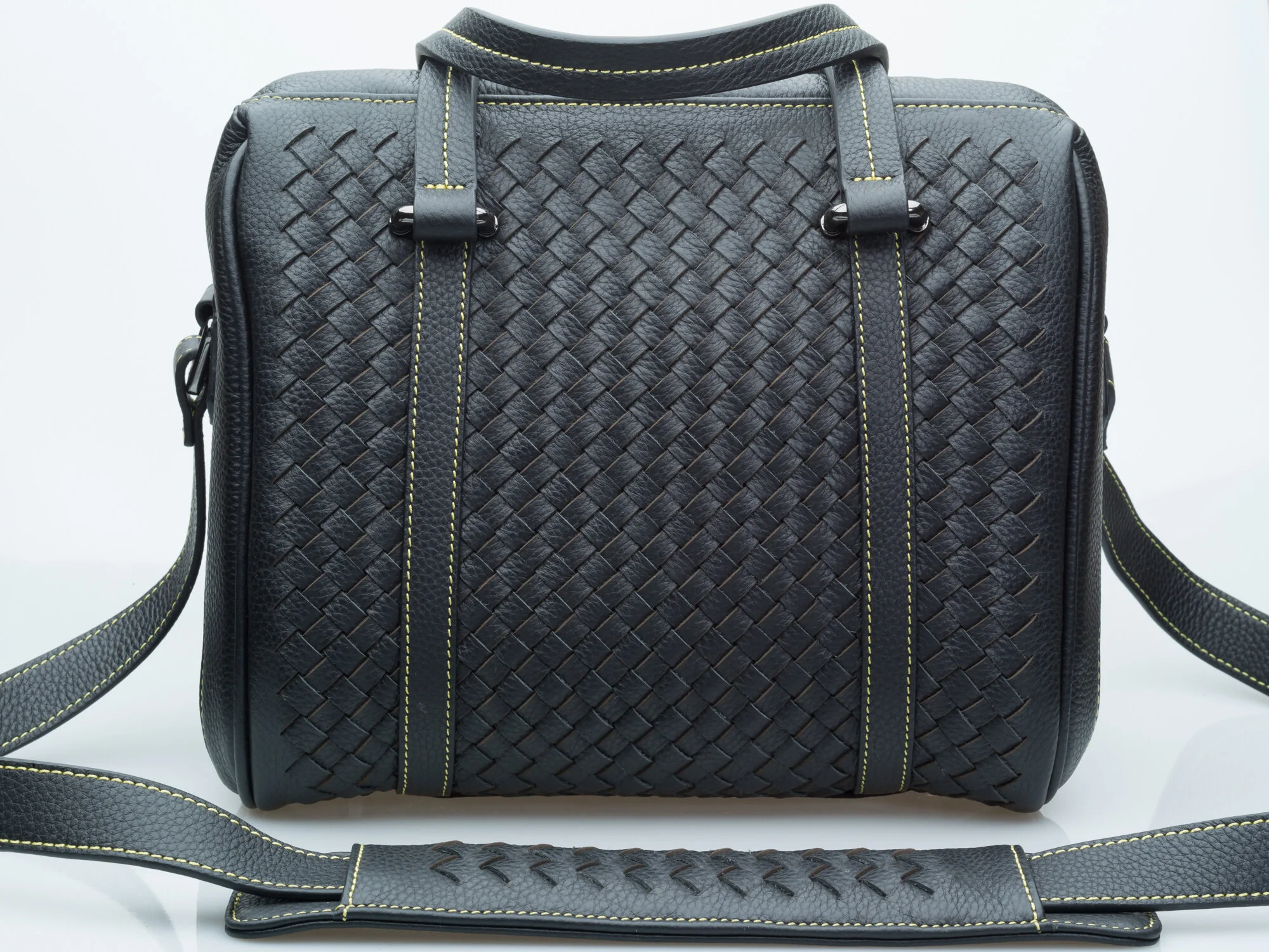 Vi Vante calibre camera camera bag brutale 1.jpg