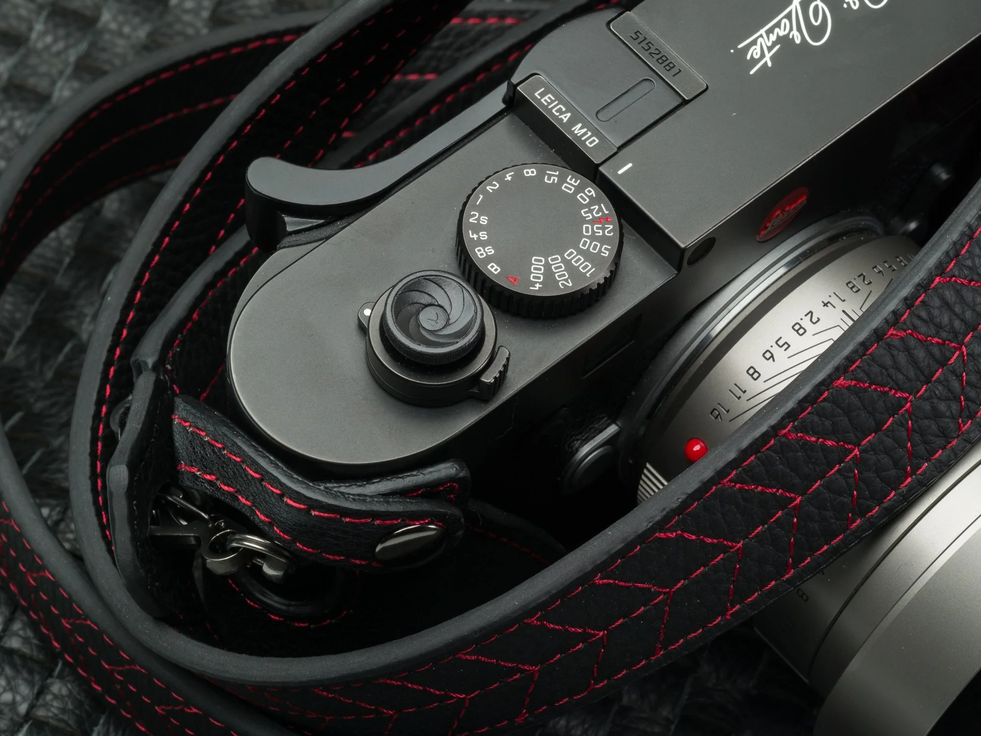 Vi Vante jay tsujimura matte black aperture shutter button leica m10.jpg