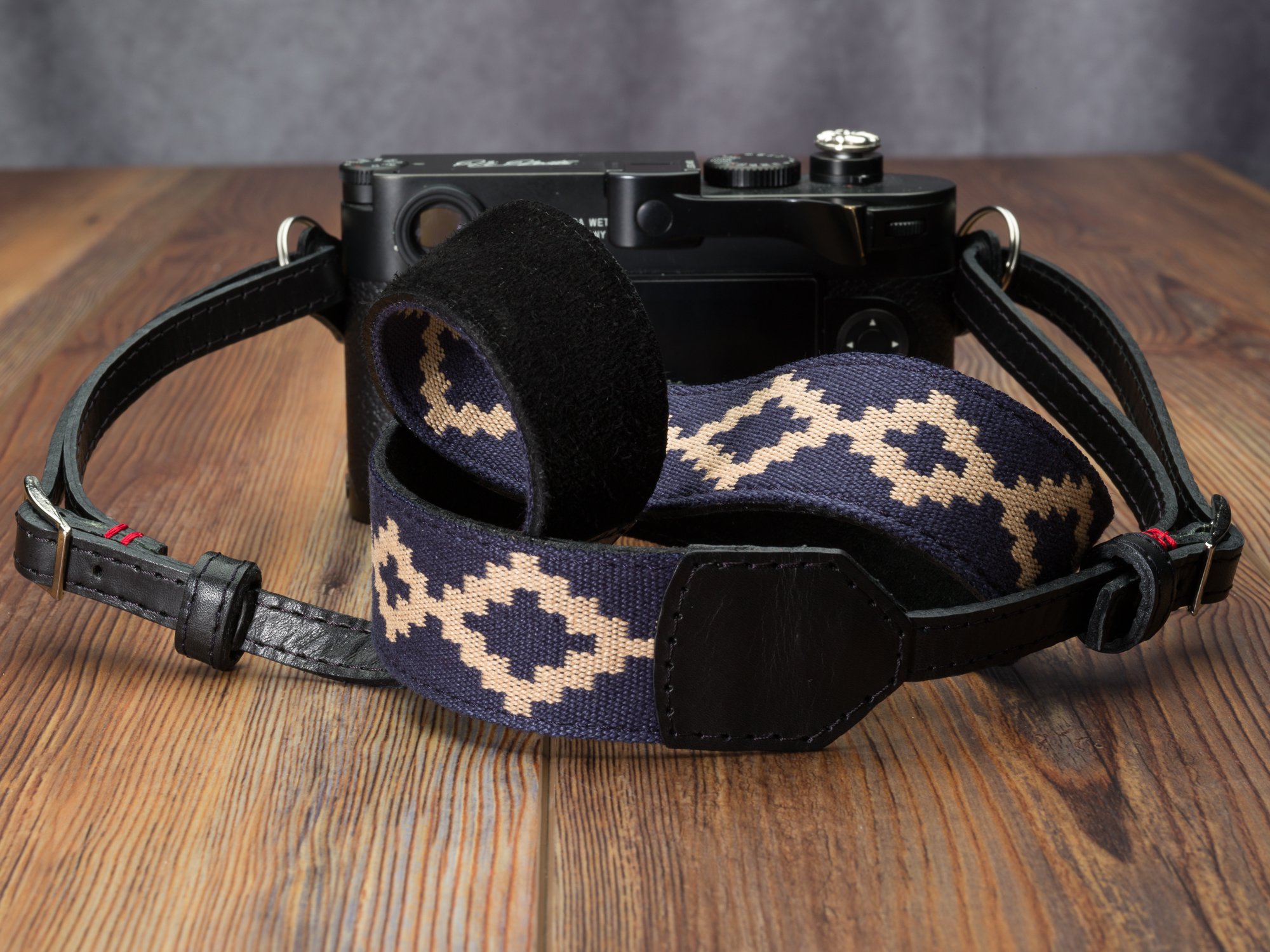 Vi Vante Gaucho La Pampa Camera Strap Leather main 12.JPG